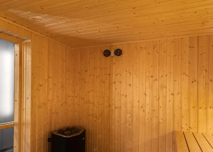 Saint Martin By Y3 Hotels, Old Town With Wellness Aparthotel