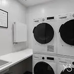 Ξενοδοχείο με διαμερίσματα Saint Martin By Y3 Hotels, Old Town With Wellness