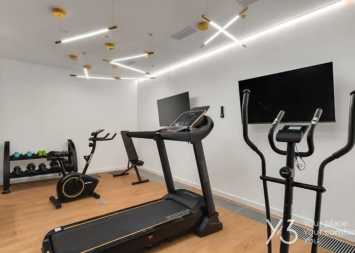 Ξενοδοχείο με διαμερίσματα Saint Martin By Y3 Hotels, Old Town With Wellness