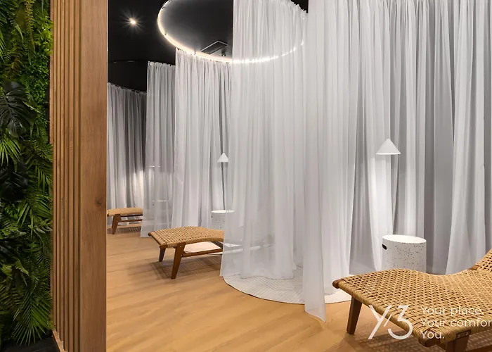 Saint Martin By Y3 Hotels, Old Town With Wellness Aparthotel 4*