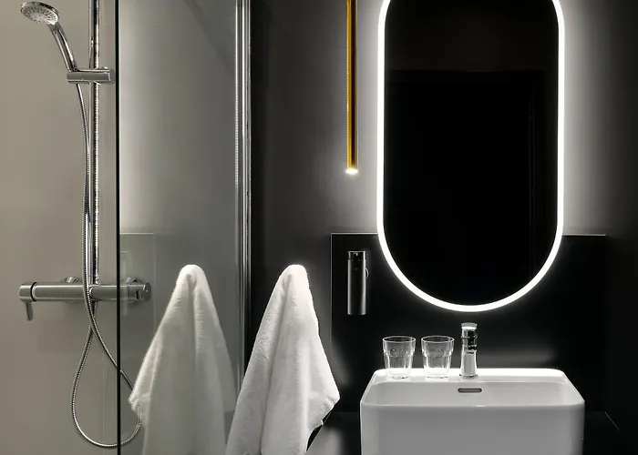 Aparthotel Saint Martin By Y3 Hotels, Old Town With Wellness