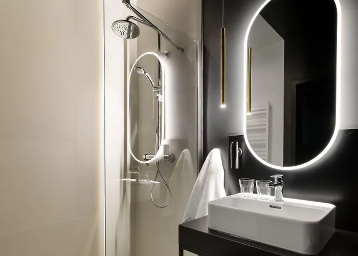 Aparthotel Saint Martin By Y3 Hotels, Old Town With Wellness